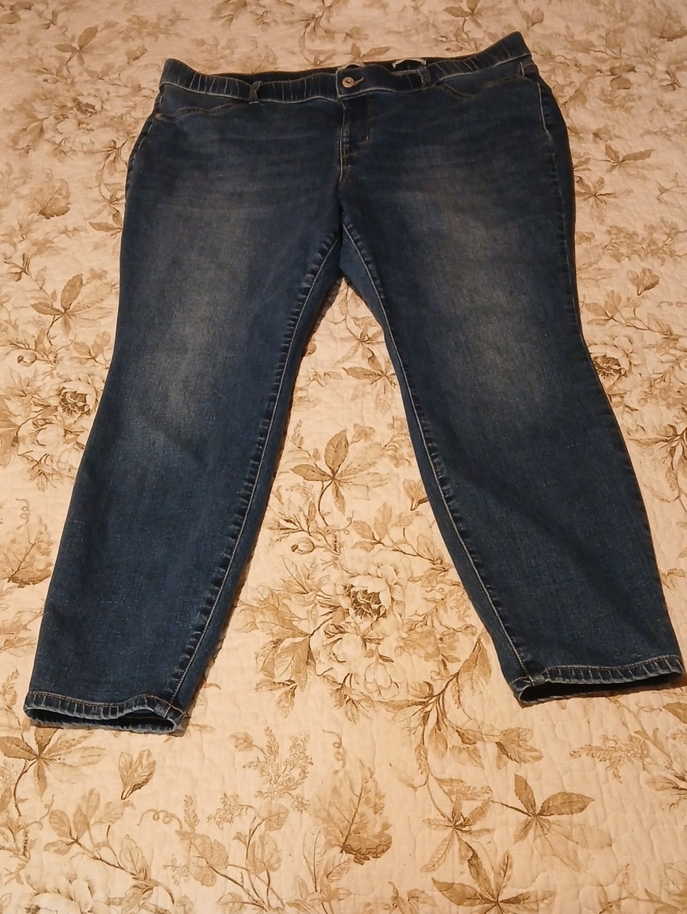 Wonderly Dark Blue Cropped Women's Jeans